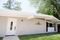 Building Photo - 2184 3rd St