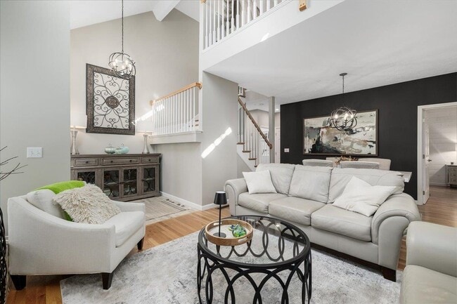 Building Photo - 1 Summer Snow Ln