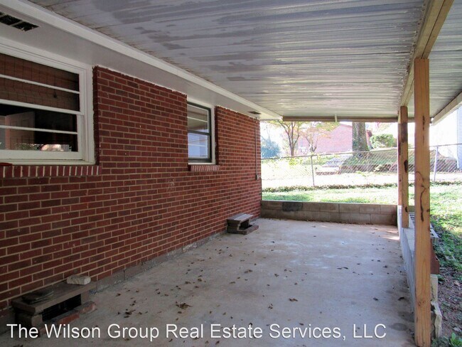 Building Photo - 3 br, 1 bath House - 4105 Edwards Avenue