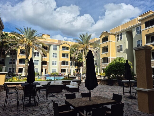 Building Photo - It's a lifestyle!