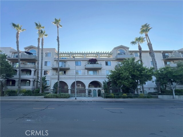 Building Photo - 555 Maine Ave