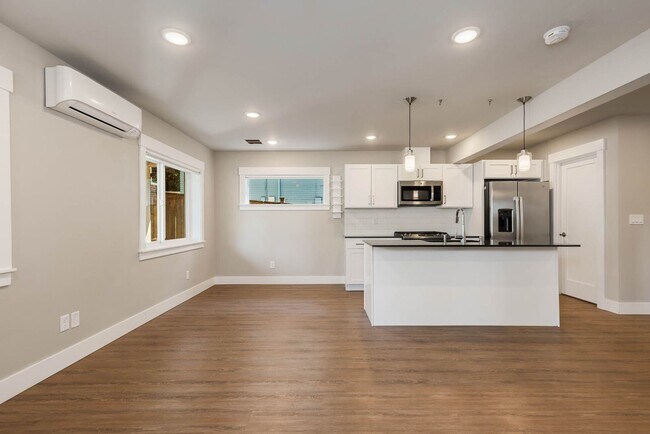 Building Photo - Modern 2 Bedroom Maple Leaf Living with Stylish Finishes & Flexible Living Space