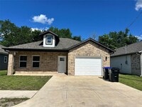 Building Photo - 805 Sayle St