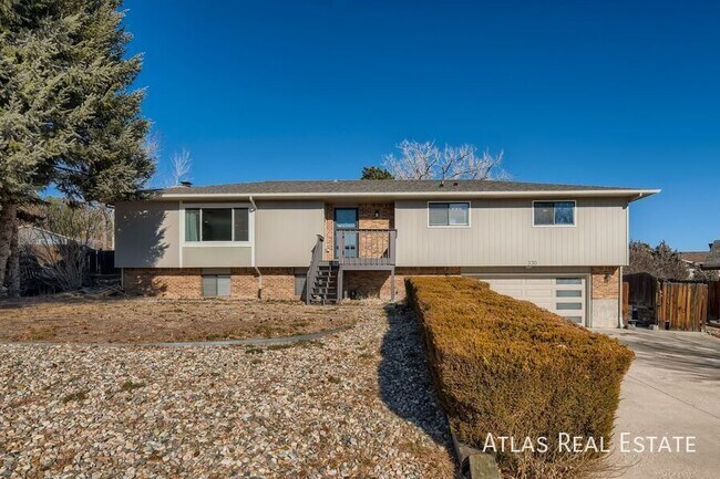 Primary Photo - 330 E Rockrimmon Blvd