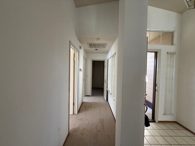 Building Photo - 6415 Shasta Creek Way