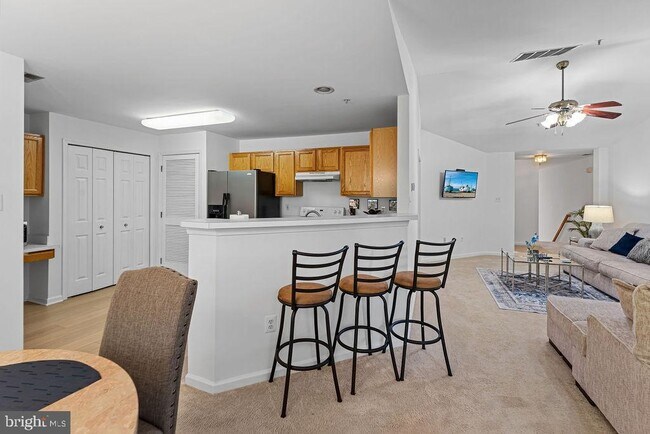 Building Photo - 6223 Wild Swan Way