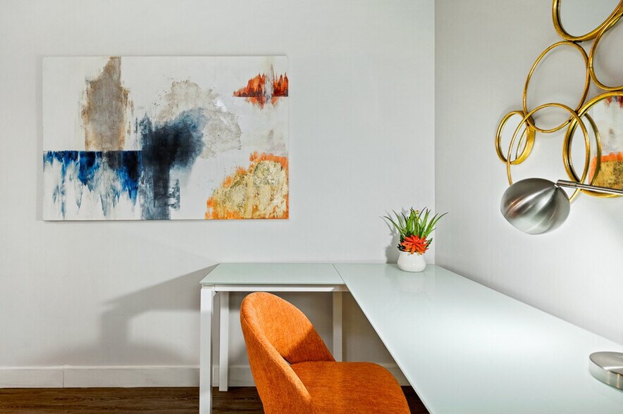 Building Photo - 540 104th Ave SE