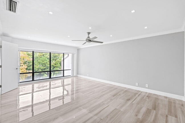 Building Photo - 149 NW 70th St