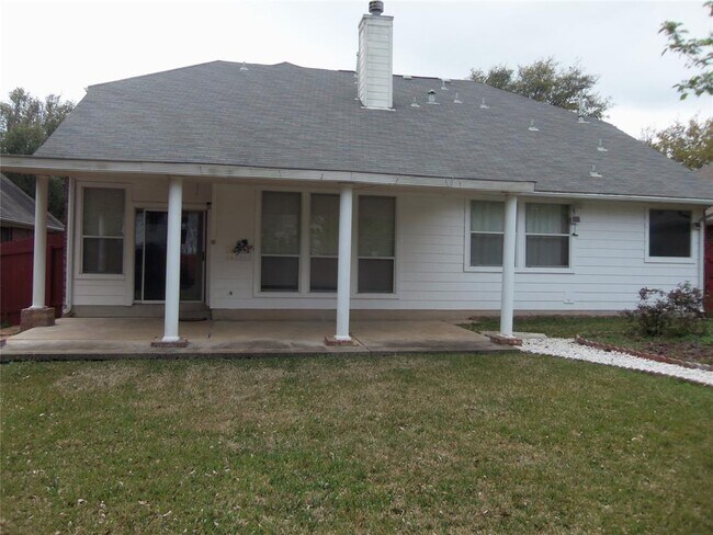 Building Photo - 15848 Garrison Cir