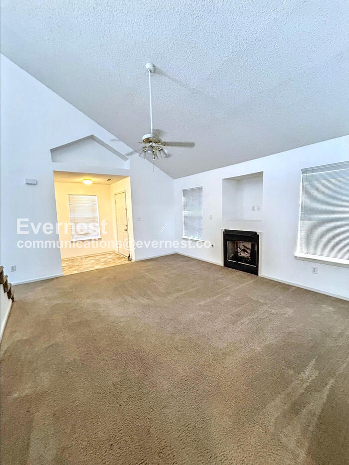 Building Photo - 2703 Westgate Cir