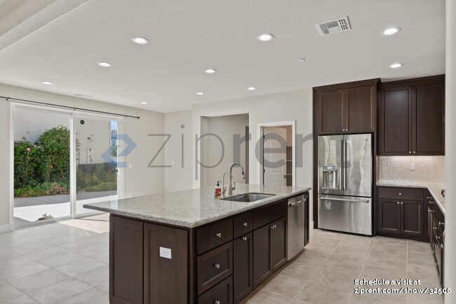 Building Photo - 1234 Wilshire Ave