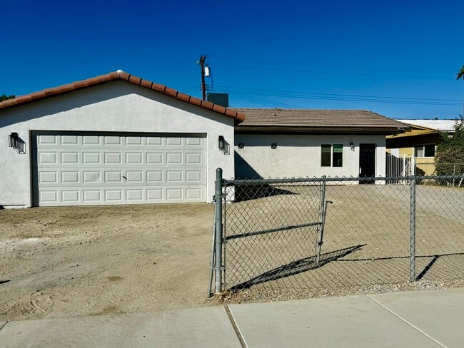 Building Photo - 52443 Tripoli Way