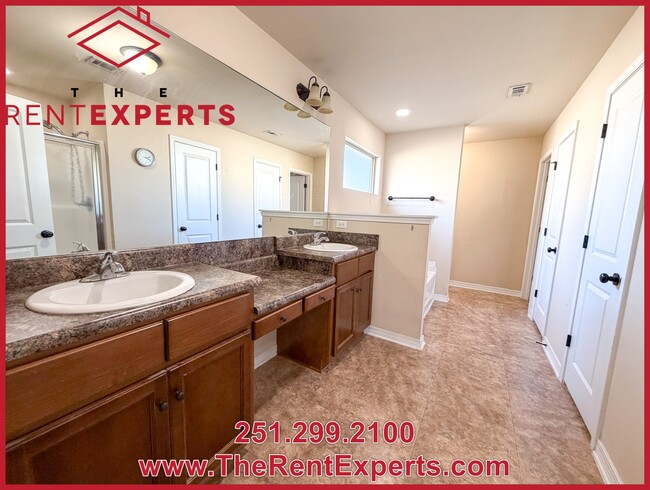 Building Photo - 9638 Estate Dr