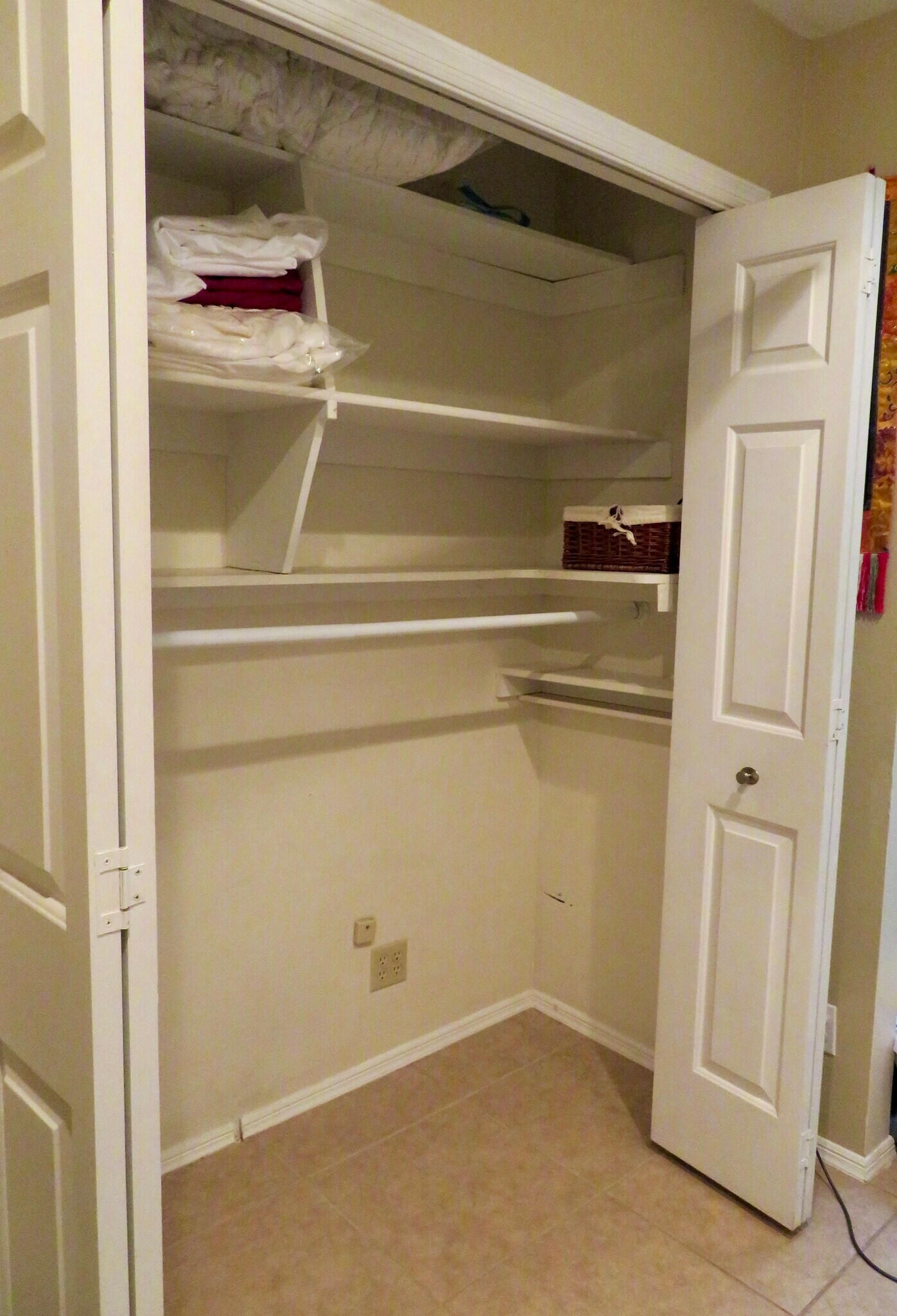 Laundry Room - 11515 N 91st St