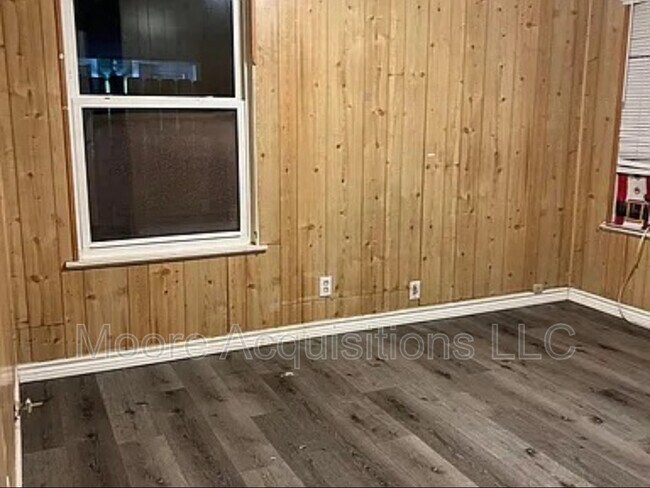 Building Photo - 2524 Loy Lake Rd