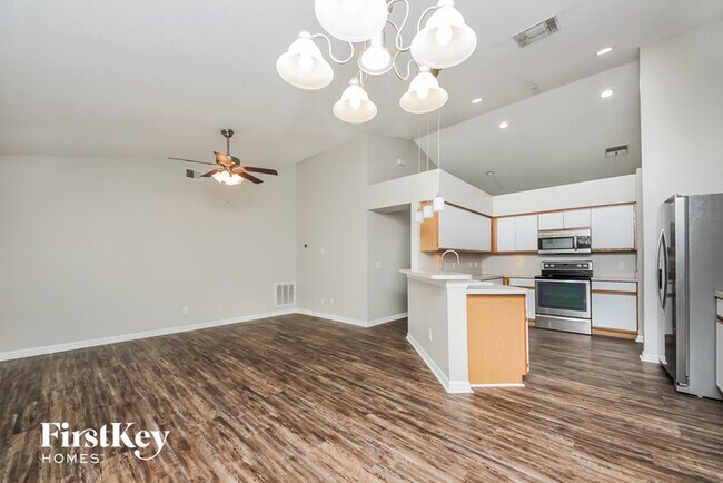 Building Photo - 11405 Kenley Cir