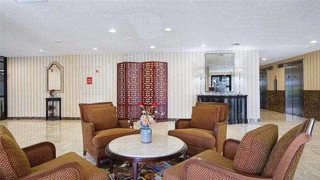 Building Photo - 3031 N Ocean Blvd
