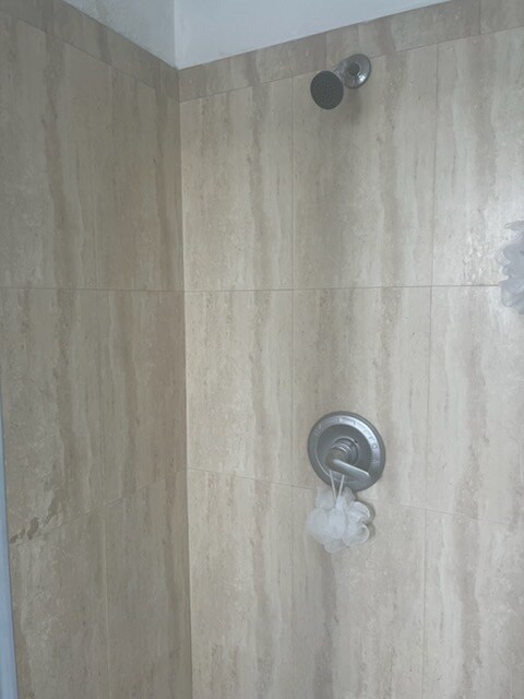 Building Photo - 1225 Beacon Ave