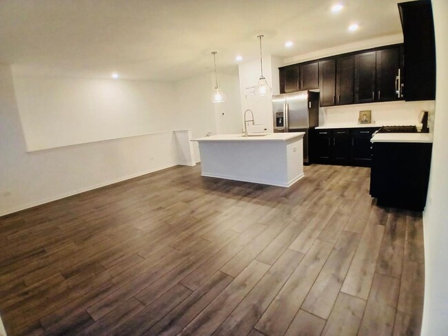 Building Photo - 4347 Chelsea Mnr Cir