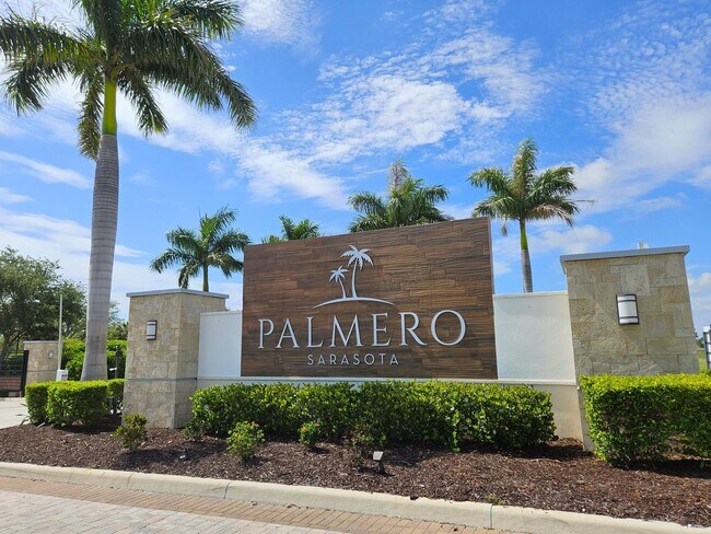 Building Photo - Annual Furnished or Seasonal Short-Term 4 Bedroom 2.5 Bathroom Home in Palmero!