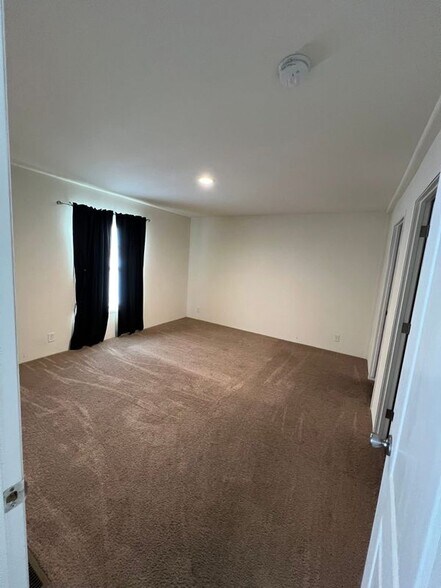 Building Photo - 2105 13th St