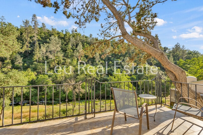 Building Photo - 6811 Beaver Pond Rd