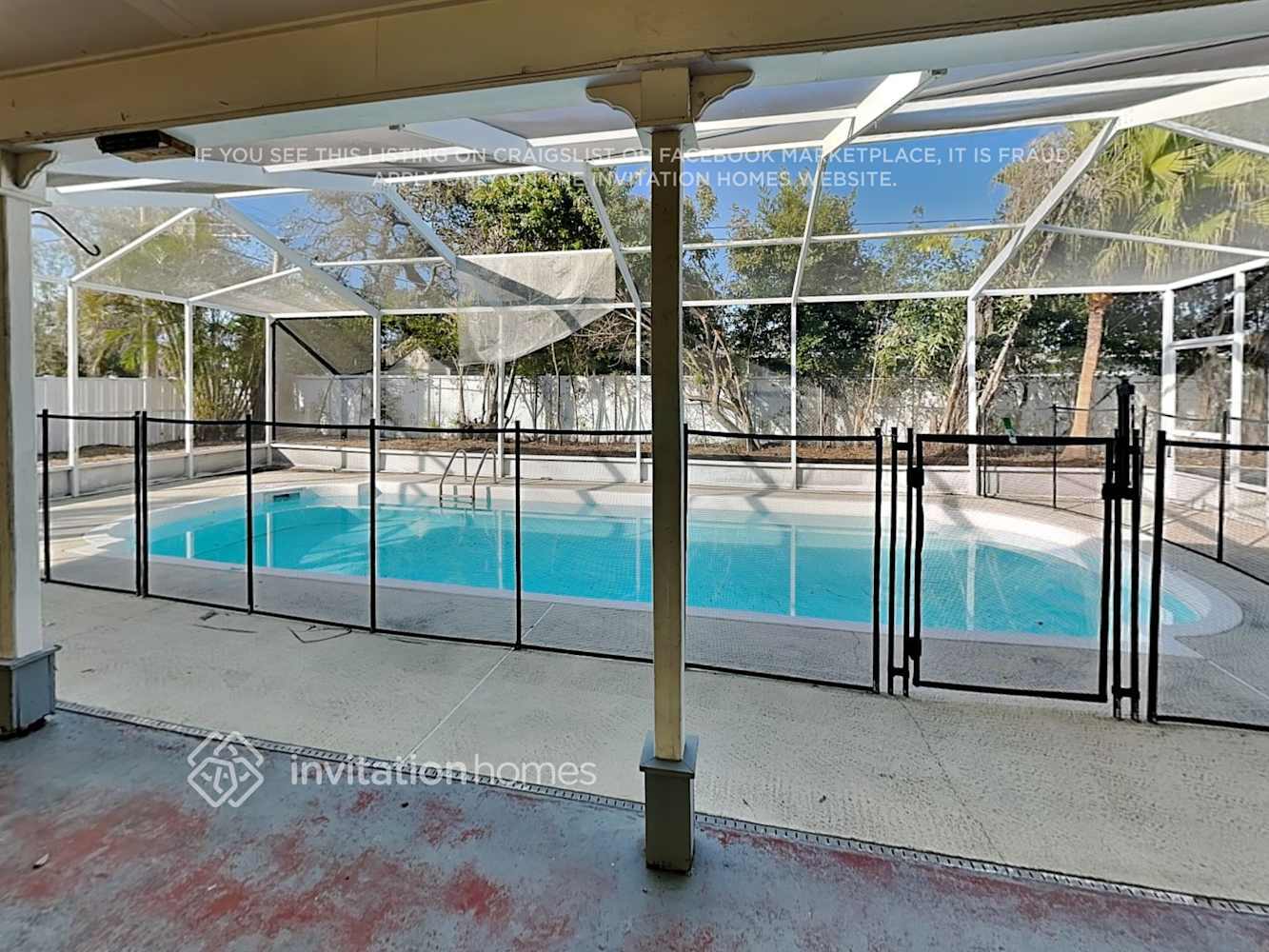 Building Photo - 2202 Curtis Dr N