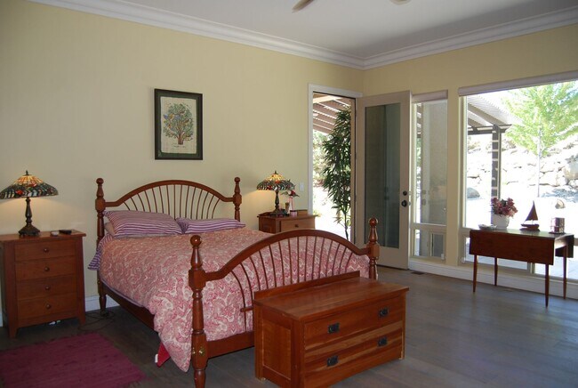 Building Photo - Single Level Home in Mountaingate