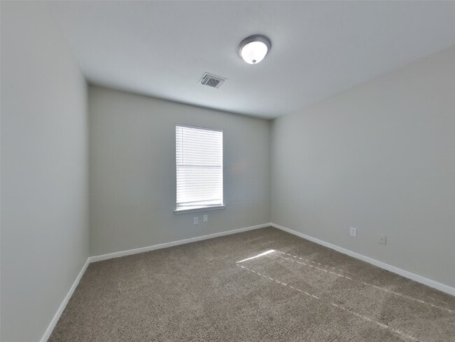 Building Photo - 21918 Willow Shade Ln