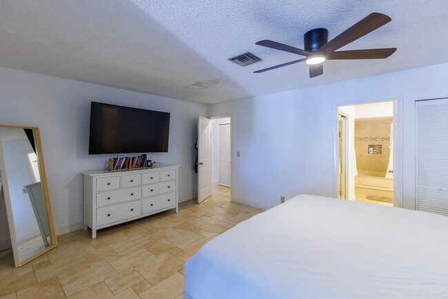 Building Photo - 2865 Egret Way