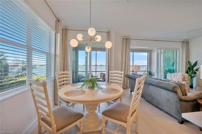 Building Photo - 16570 Ridgeview Cir