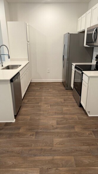 Building Photo - 3762 Spotted Fawn Ct