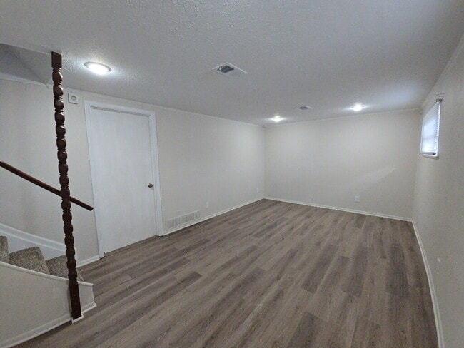 Building Photo - 9196 Gila Dr