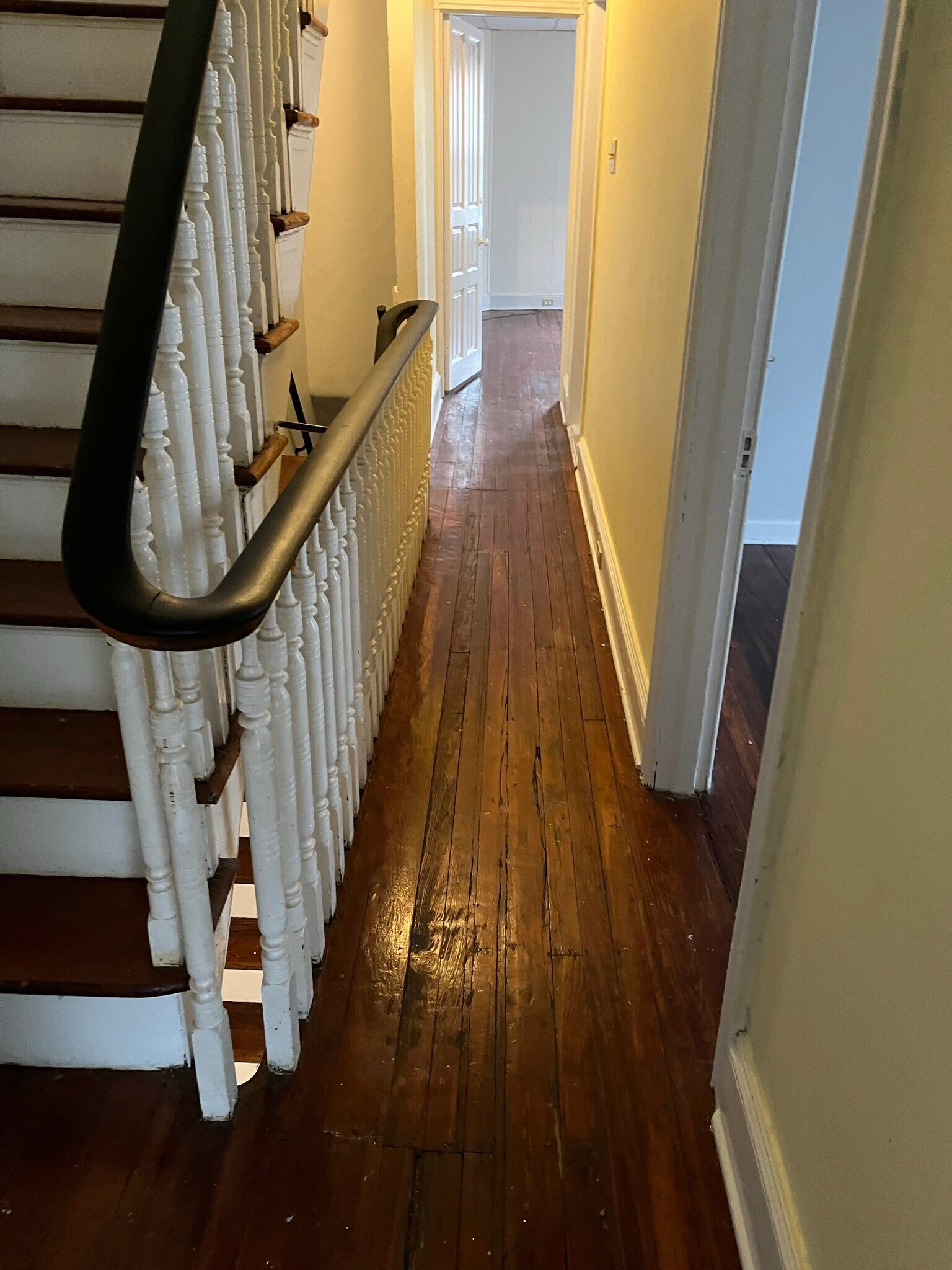hallway 2nd - 263 West Rittenhouse Street