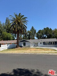 Building Photo - 8408 Fable Ave