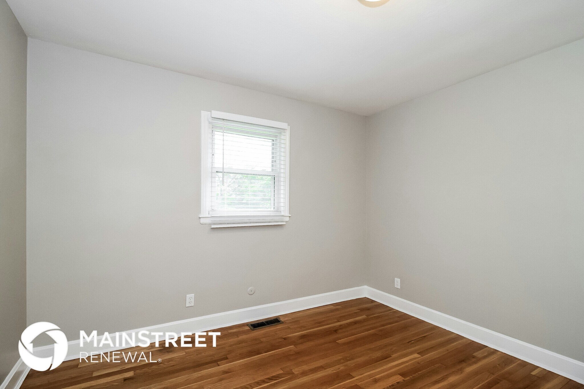 Building Photo - 2114 Haymount St
