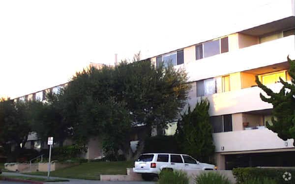 Building Photo - Villaggio