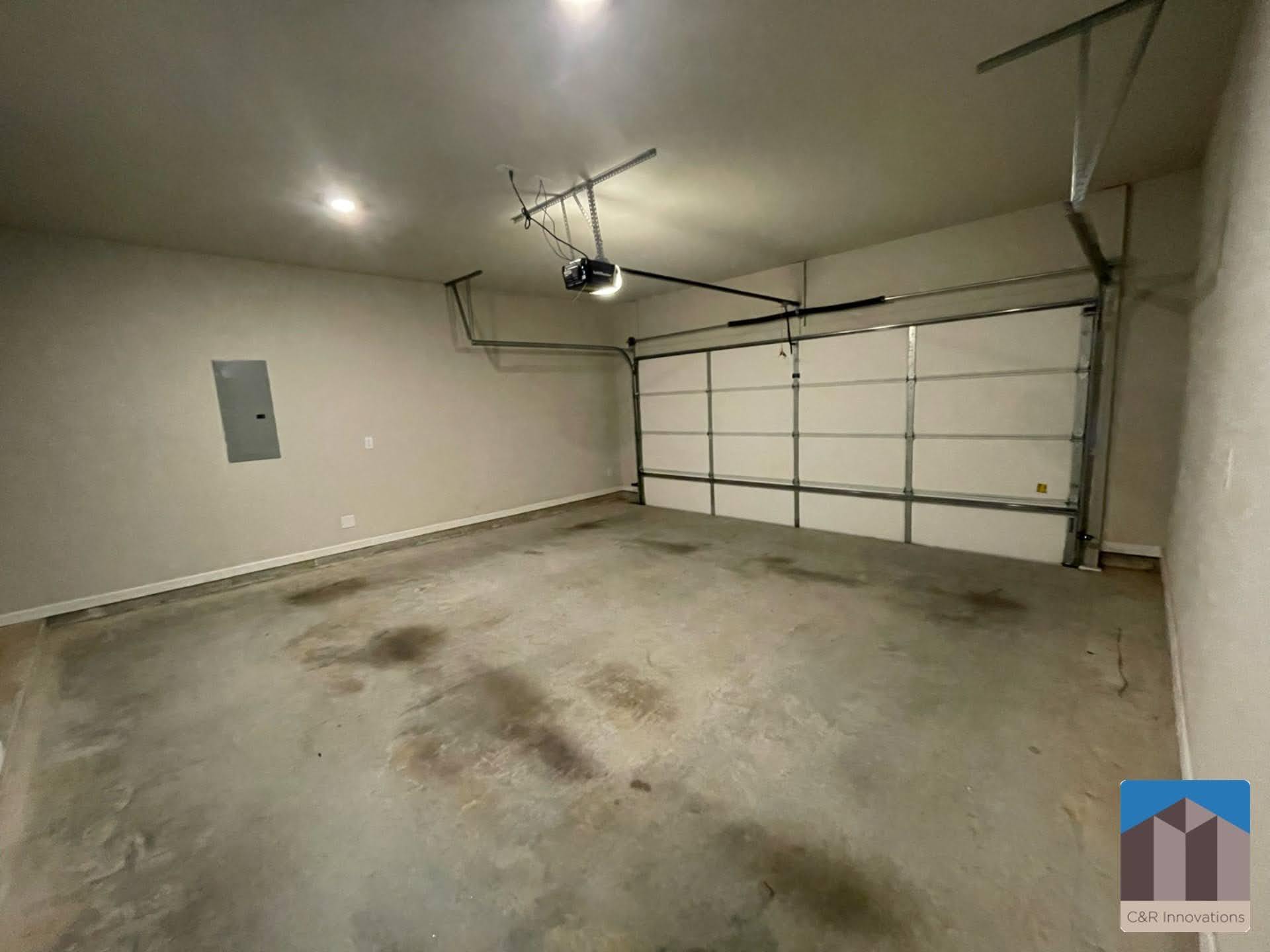 Building Photo - 300 Omnia Ridge Way