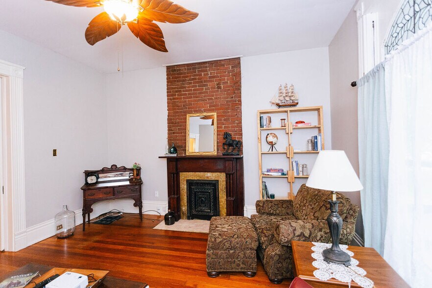Building Photo - 1324 Highland Ave