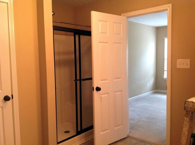 Building Photo - Freshly repainted, Cul-de-sac home close to Ft. Gordon Gate 6