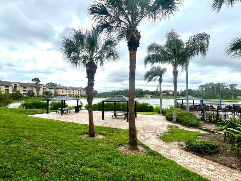 Building Photo - 7618 Pissarro Dr