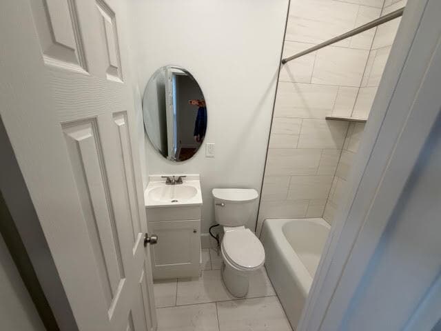 Building Photo - 829 S McClelland St