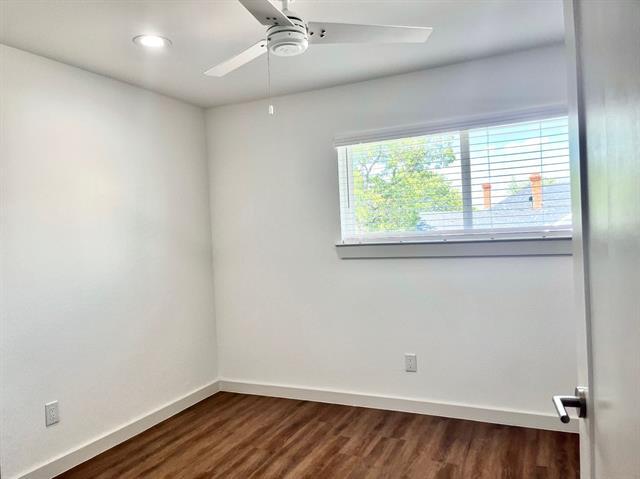 Building Photo - 125 E 8th St