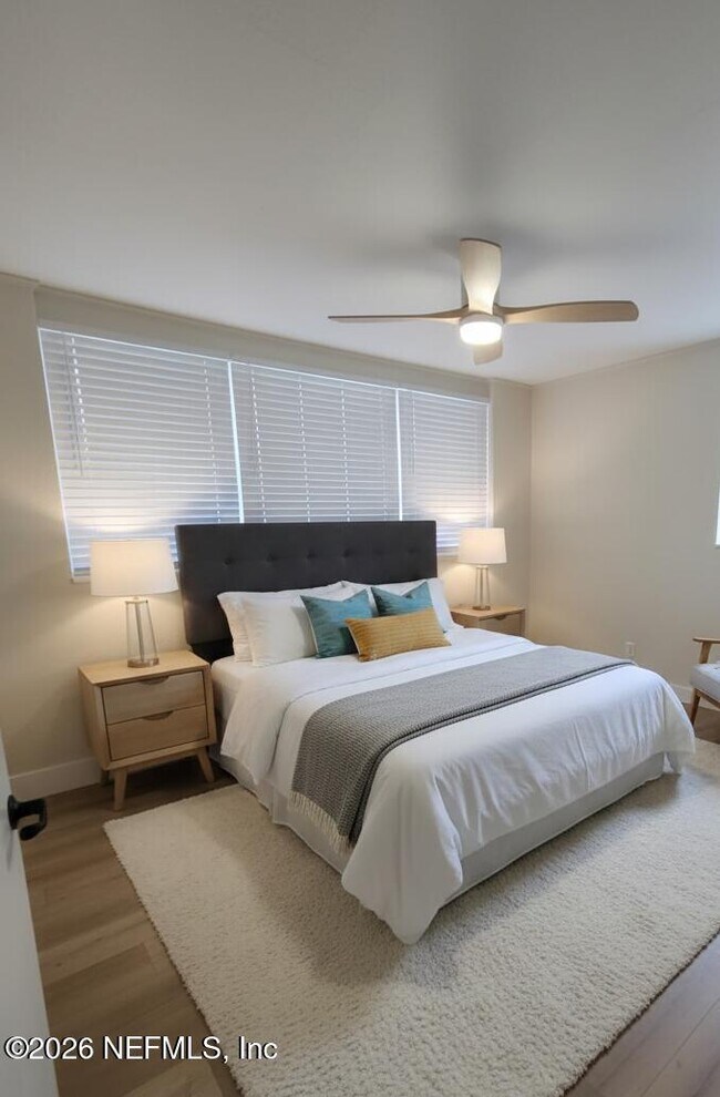 Building Photo - 1857 Brookview Dr S