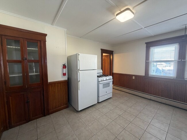 Building Photo - 14 Richmond Ln