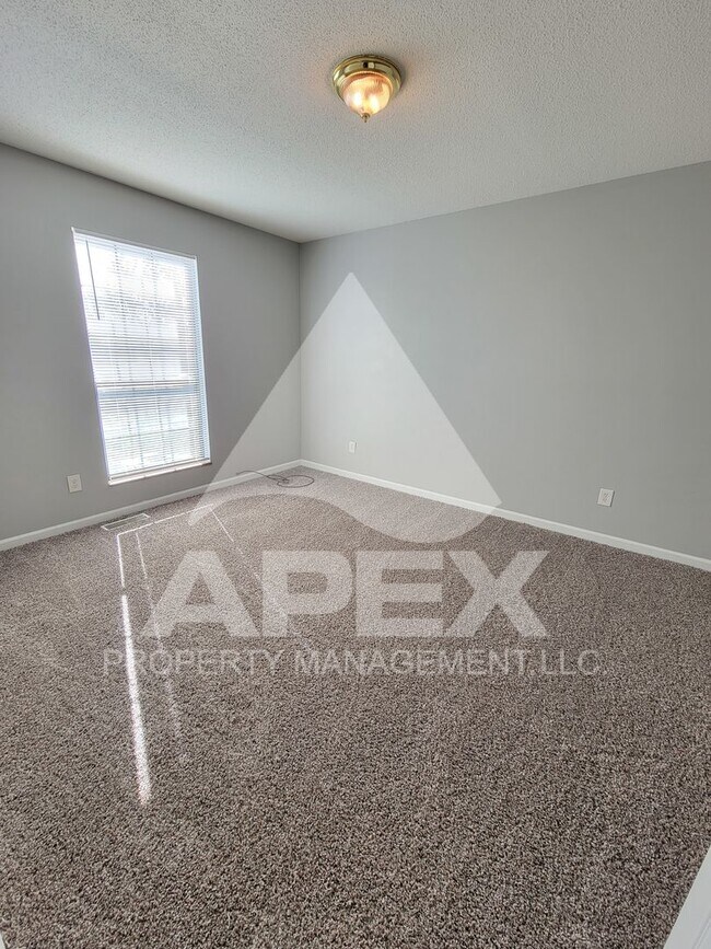 Building Photo - 3 Bd - 2 Ba Single Family Home in North Knoxville - Fountain City!