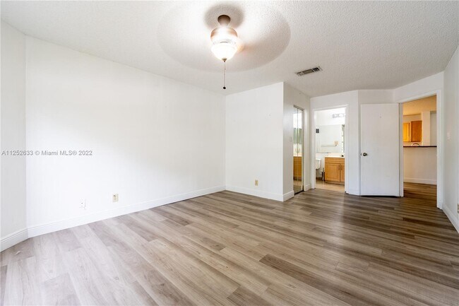 Building Photo - 11205 W Atlantic Blvd  106 Coral Springs F...