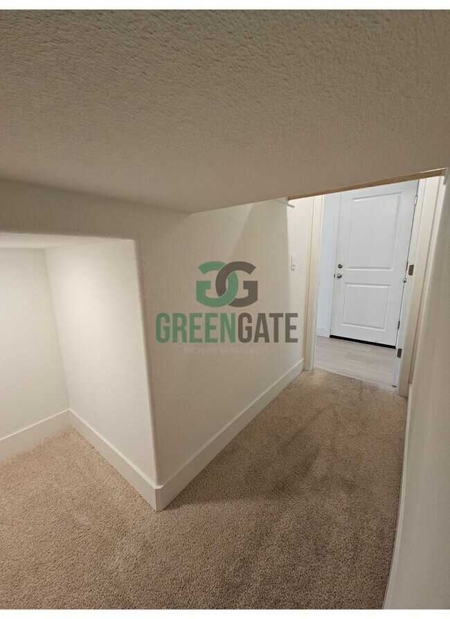 Building Photo - 3 Bedroom 2.5 Bath New Build in Lathrop! AVAILABLE NOW!!