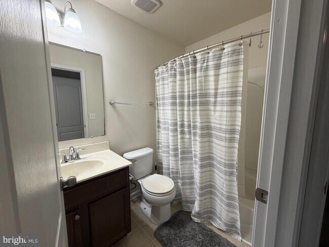 Building Photo - 20636 Albermarle Ln