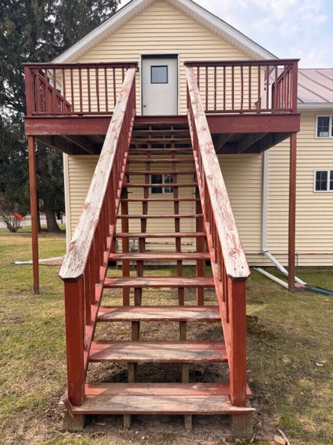 Building Photo - 1806 Black River Rd